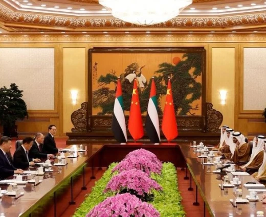 ΗΑΕ και Κίνα ενισχύουν τους οικονομικούς δεσμούς - Κινεζικά ρομποταξί στη Μ. Ανατολή