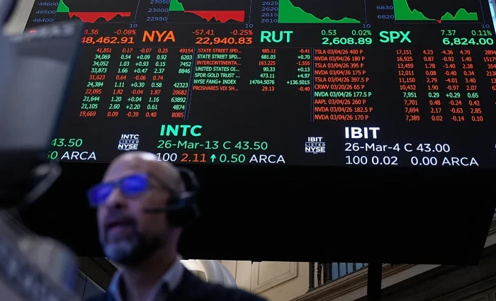 Βloomberg: Το μοτίβο του πολέμου – Γιατί η βουτιά του S&P 500 ξεκινά κάθε Πέμπτη