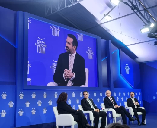 Η νέα εποχή του μεταναστευτικού – Τι ανέλυσαν Ιωαννίδης, Πλεύρης και Karner στους Δελφούς