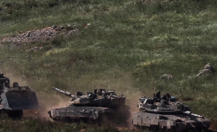 Κοντά στα $3 τρισ. οι παγκόσμιες στρατιωτικές δαπάνες το 2025