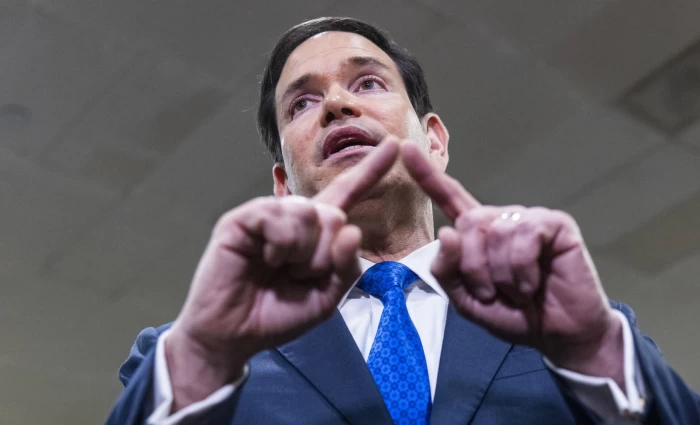 Ρούμπιο: «Οικονομικό πυρηνικό όπλο» ο αποκλεισμός των Στενών του Ορμούζ