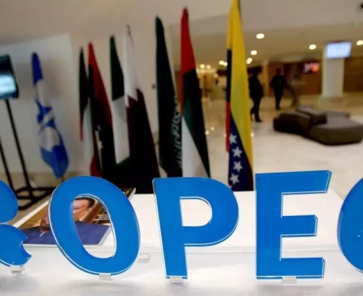 Economist: Η αποχώρηση των ΗΑΕ από τον OPEC δοκιμάζει τη συνοχή του πετρελαϊκού καρτέλ