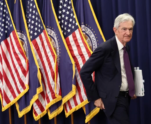 Πάουελ: Δήλωση-βόμβα από τον πρόεδρο της Fed – «Θα παραμείνω στο ΔΣ»