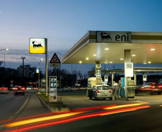 Η Ιταλία παρατείνει τη μείωση του φόρου στα καύσιμα με κόστος €500 εκατ.