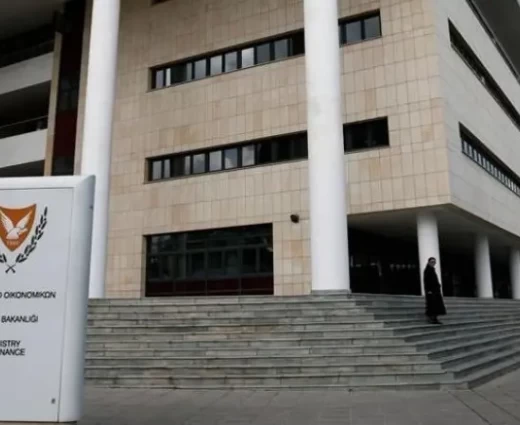 Συζητήσεις ΥΠΟΙΚ - Υπ. Εργασίας για το χρέος προς το Ταμείο Κοινωνικών Ασφαλίσεων