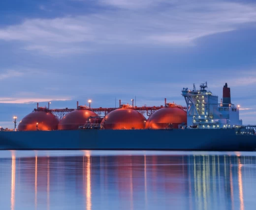 Ο πόλεμος στο Ιράν ανατρέπει τις ισορροπίες αλλά ενισχύει τη σημασία του LNG