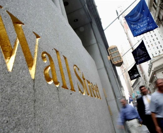 Διορθώνει η Wall Street – Επιστροφή στην αβεβαιότητα λόγω Μέσης Ανατολής