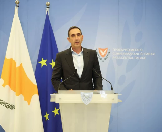 ΥΠΕΣ: Επέκταση του σχεδίου επιδότησης για νεαρά ζευγάρια - Πέραν των 1000 αιτήσεων