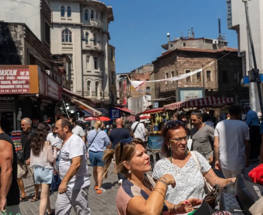 Τουρκία: Η κεντρική τράπεζα ανεβάζει τον στόχο πληθωρισμού στο 24% λόγω του πολέμου με το Ιράν
