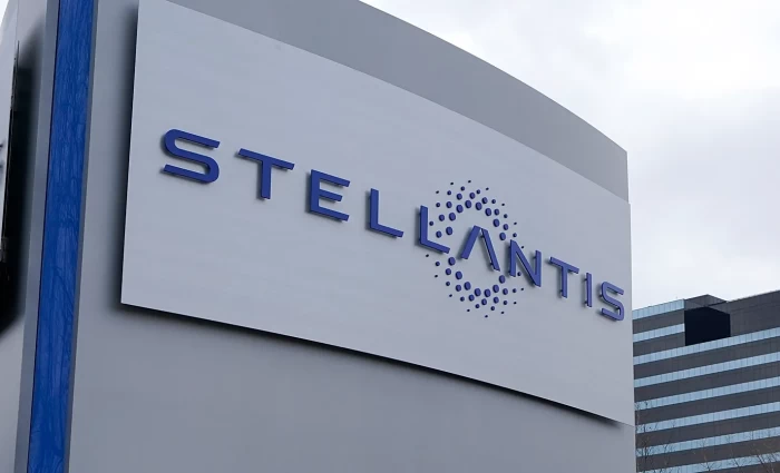 Stellantis: 5ετής επένδυση €60 δισ. με 60 νέα μοντέλα έως το 2030