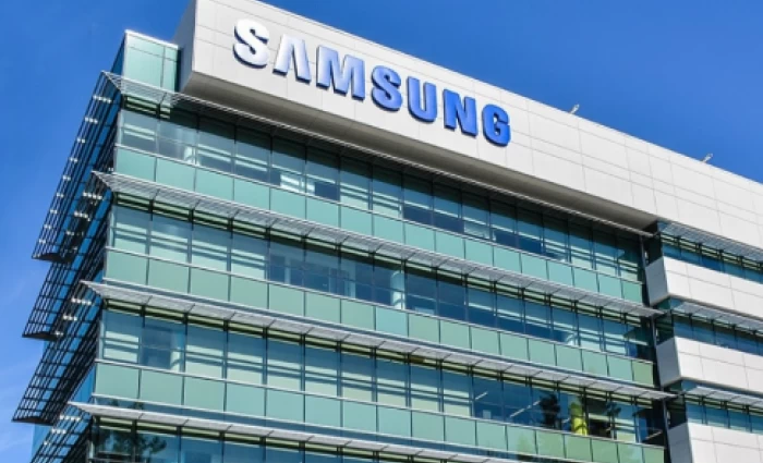 Στο κλειστό club του $1 τρισ. η Samsung: Πώς εκτινάχθηκε η αξία της