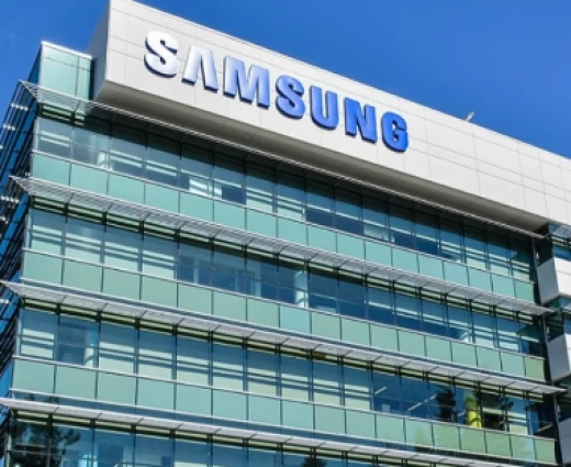 Στο κλειστό club του $1 τρισ. η Samsung: Πώς εκτινάχθηκε η αξία της