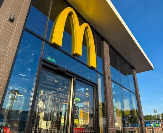 McDonald’s: Οι πωλήσεις αυξήθηκαν αλλά δεν έπεισαν τη Wall Street