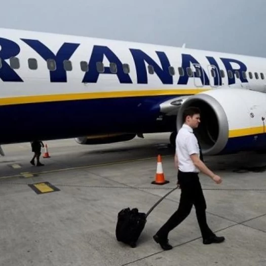 Οριστικό: Η Ryanair κλείνει τον χειμώνα τη βάση της στη Θεσσαλονίκη