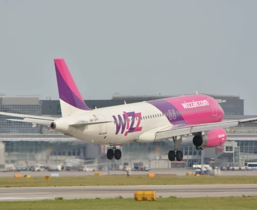 Ο πόλεμος στο Ιράν «σβήνει» τα κέρδη της Wizz Air - Αναμένει ζημιές €34,9 εκατ.