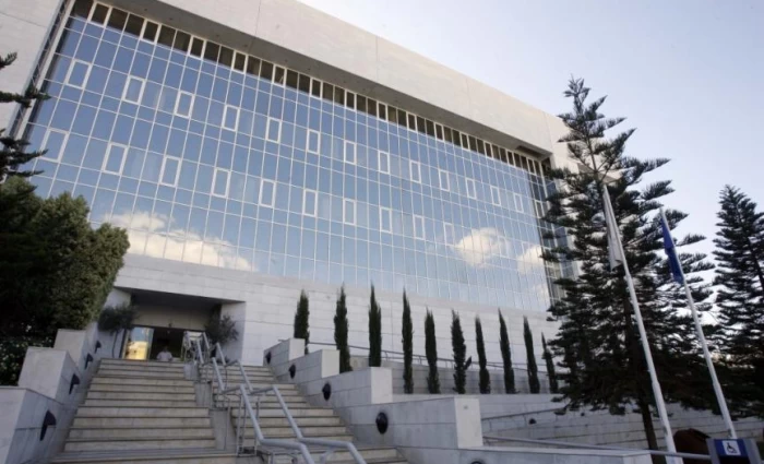 Τελευταία στην Ευρωζώνη η Κύπρος στα επιτόκια καταθέσεων, βελτίωση στα στεγαστικά
