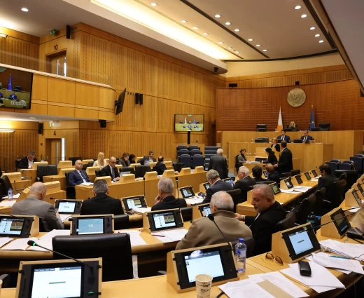 Πρώτη σύσκεψη κομμάτων στη νέα Βουλή με φόντο τις προεδρίες των Επιτροπών