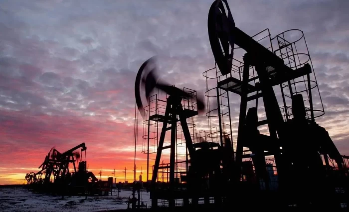 Αλμα του Brent πάνω από τα 85 δολάρια – Τεχνολογικό pressing στις ασιατικές μετοχές