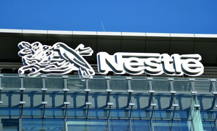 Nestle: Πωλεί το 50% της δραστηριότητας εμφιαλωμένου νερού έναντι 3 δισ. ευρώ