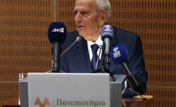 Απεβίωσε ο επιχειρηματίας Νίκος Σιακόλας – Πρωτοπόρος στο επιχειρείν και ευεργέτης