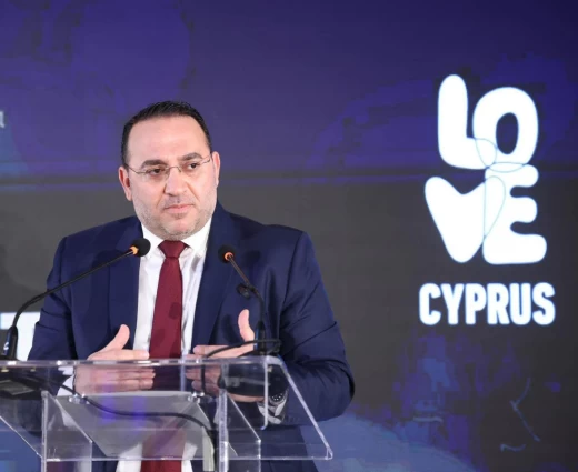 Αισιόδοξος για το δεύτερο 6μηνο ο Κ. Κουμής – Πώς σχολιάζει τη μείωση 5μηνου