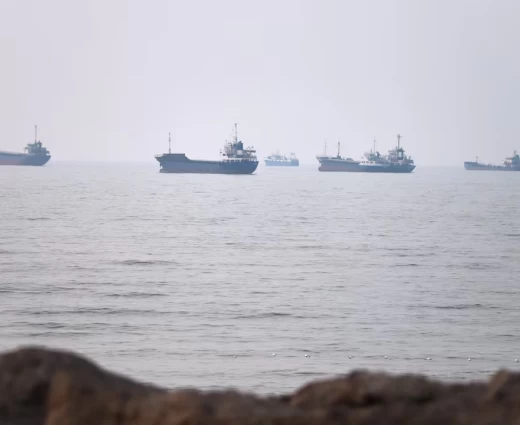 Ιράν: 63 εκατ. βαρέλια πετρελαίου «εγκλωβισμένα» στη θάλασσα λόγω ΗΠΑ