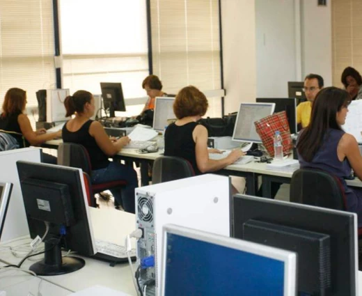 Στις 53.747 οι κρατικοί υπάλληλοι τον Ιούλιο – Ετήσια αύξηση 0,6%