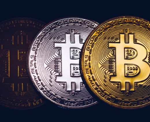 Bitcoin: Άλμα προς τα $70.000 και ιστορικό short squeeze