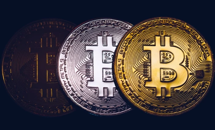 Bitcoin: Άλμα προς τα $70.000 και ιστορικό short squeeze
