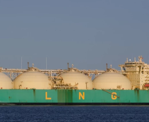 Φυσικό αέριο: Το Κατάρ αναζητά LNG στις ΗΠΑ – Η κρίση στον Κόλπο πλήττει τον ενεργειακό κολοσσό
