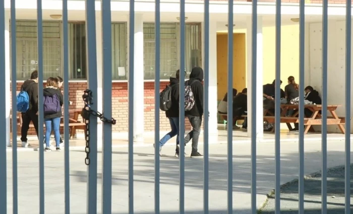 Απόγευμα η πρώτη κινητοποίηση των εκπαιδευτικών – Τι αποφάσισαν ΠΟΕΔ, ΟΕΛΜΕΚ και ΟΛΤΕΚ