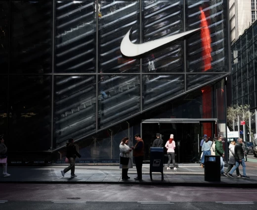 Τέλος εποχής: Η Nike αφαιρείται από τον S&P 100 της Wall Street