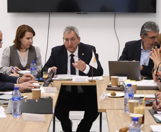 Αυξήσεις πάνω από 200 ευρώ για 8 χιλ. συνταξιούχους – Αρχίζει κύκλο επαφών και με κόμματα ο ΥΠΕΡΓ