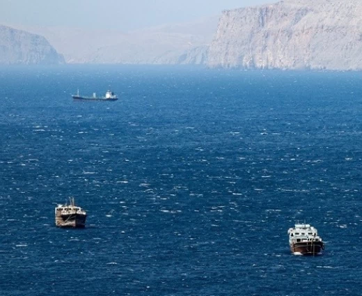 Το Ιράν επιμένει στους όρους του για να ξανανοίξει το στενό του Ορμούζ παρά την απόρριψή τους από τις ΗΠΑ