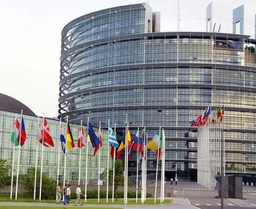 ΕΕ: Περικοπές άνω των 100 δισ. ευρώ στον νέο προϋπολογισμό φέρνουν σύγκρουση για αγροτικές επιδοτήσεις και συνοχή