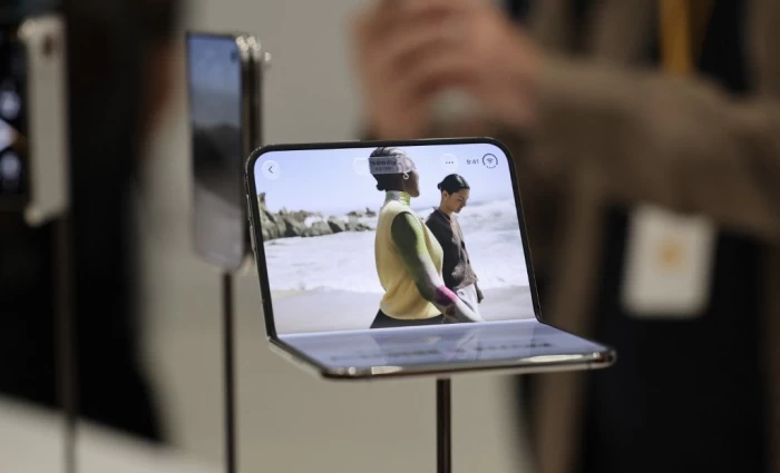 Apple: Πόσα εκατομμύρια αναδιπλούμενα iPhone Duo θα πουλήσει το 2026