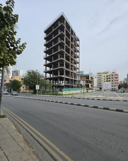 &Epsilon;&lambda;&epsilon;&gamma;&kappa;&tau;&iota;&kappa;ή: &Eta;&mu;&iota;&tau;&epsilon;&lambda;έ&sigmaf; &kappa;&tau;ί&rho;&iota;&omicron; 14 &chi;&rho;ό&nu;&iota;&alpha; &sigma;&tau;&eta; &Lambda;&epsilon;&upsilon;&kappa;&omega;&sigma;ί&alpha; - &Epsilon;&upsilon;&theta;ύ&nu;&epsilon;&sigmaf; &sigma;&tau;&eta;&nu; &tau;&omicron;&pi;&iota;&kappa;ή &alpha;&rho;&chi;ή &kappa;&alpha;&iota; &kappa;&epsilon;&nu;ά &sigma;&tau;&eta; &nu;&omicron;&mu;&omicron;&theta;&epsilon;&sigma;ί&alpha;