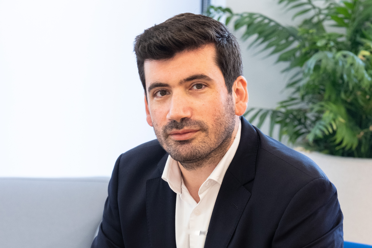 &Chi;. &Gamma;&iota;&alpha;&kappa;&omicron;&upsilon;&mu;ή&sigmaf;: &laquo;&Omicron; &kappa;&upsilon;&beta;&epsilon;&rho;&nu;&omicron;&kappa;ί&nu;&delta;&upsilon;&nu;&omicron;&sigmaf; &delta;&epsilon;&nu; &epsilon;ί&nu;&alpha;&iota; IT &theta;έ&mu;&alpha;&raquo;