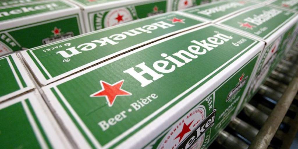 Η «μεγάλη έξοδος» της Heineken από τη Ρωσία για μόλις… 1 ευρώ