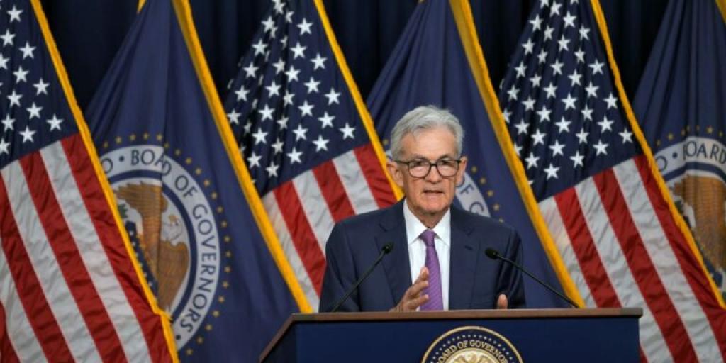 Powell: Αποκλείει αύξηση επιτοκίων, αλλά οι μειώσεις αργούν