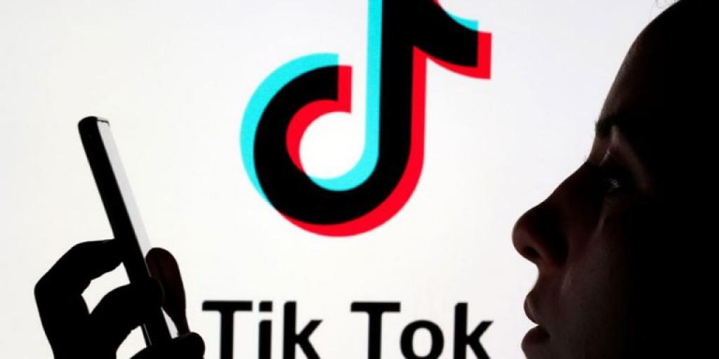 Το TikTok θα «ξεσκεπάζει» περιεχόμενο που δημιουργήθηκε με τεχνητή νοημοσύνη