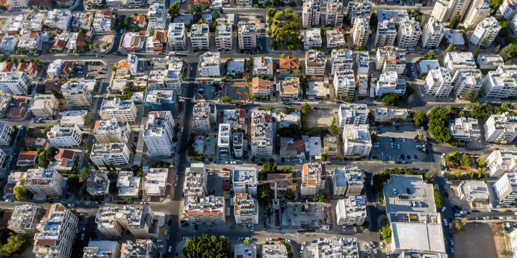 Αγορά ακινήτων: Όλο και μειώνονται τα τετραγωνικά, «είδος πολυτελείας» τα σπίτια