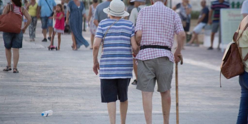 Πότε ανοίγει το σχέδιο για δωρεάν διακοπές χαμηλοσυνταξιούχων