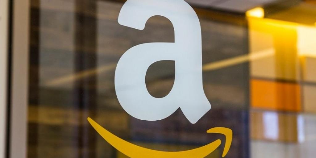 Amazon: Πόσα χρήματα ζητούν με τη μαζική αγωγή τους Βρετανοί λιανοπωλητές