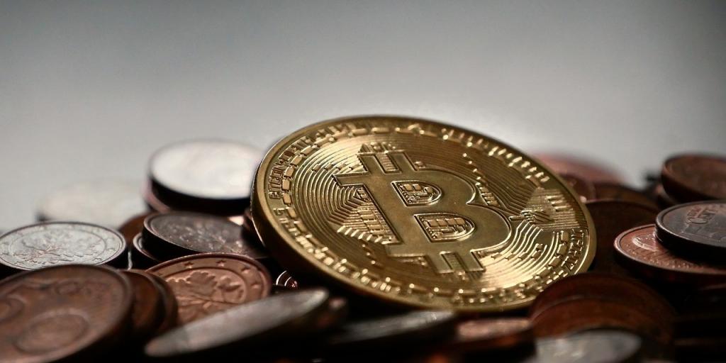 Bitcoin: Φλερτάρει με τα ,000 μετά από εισροή .4 δισ. σε ETFs (γράφημα)