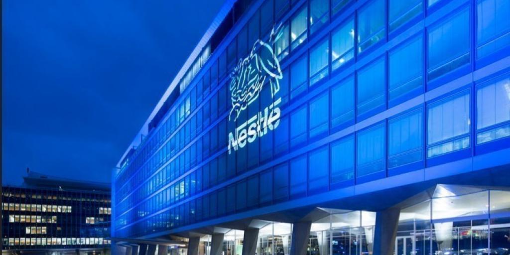 Nestle: Μειώνει τον στόχο για τα κέρδη και ενισχύει τις δαπάνες μάρκετινγκ