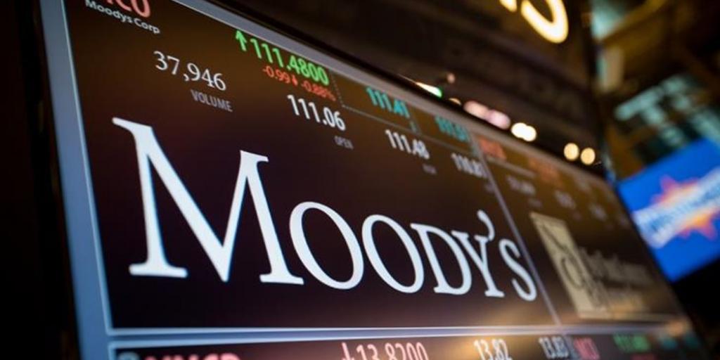 Moody's για Γαλλία: Η πτώση Μπαρνιέ «μειώνει την πιθανότητα μιας σταθεροποίησης των δημόσιων οικονομικών»