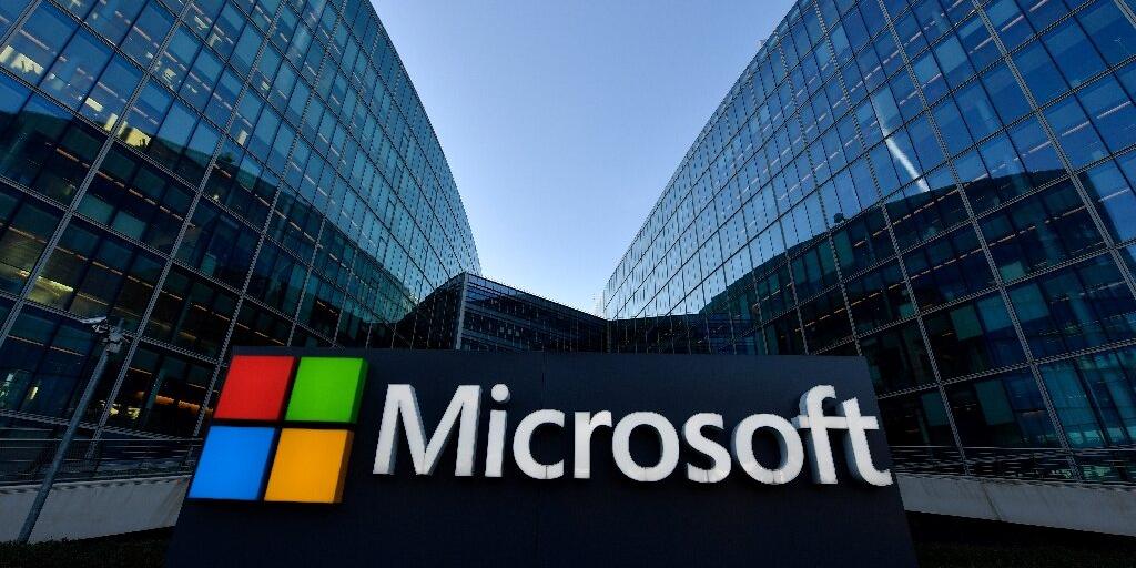 Microsoft: Θα δαπανήσει  δισ. σε Data Centers με τεχνολογία AI