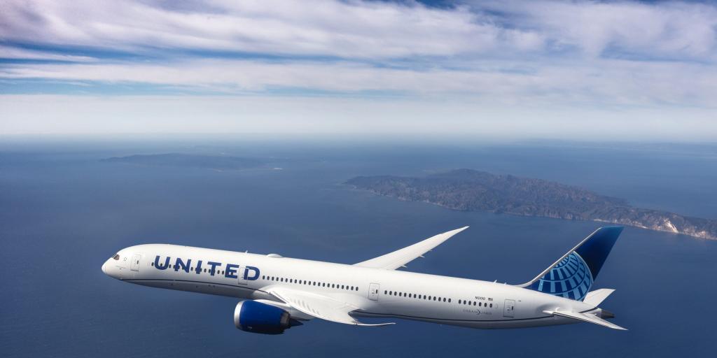 Η Starlink του Ίλον Μάσκ «μπαίνει» στην United Airlines - Το deal για WiFi στον αέρα