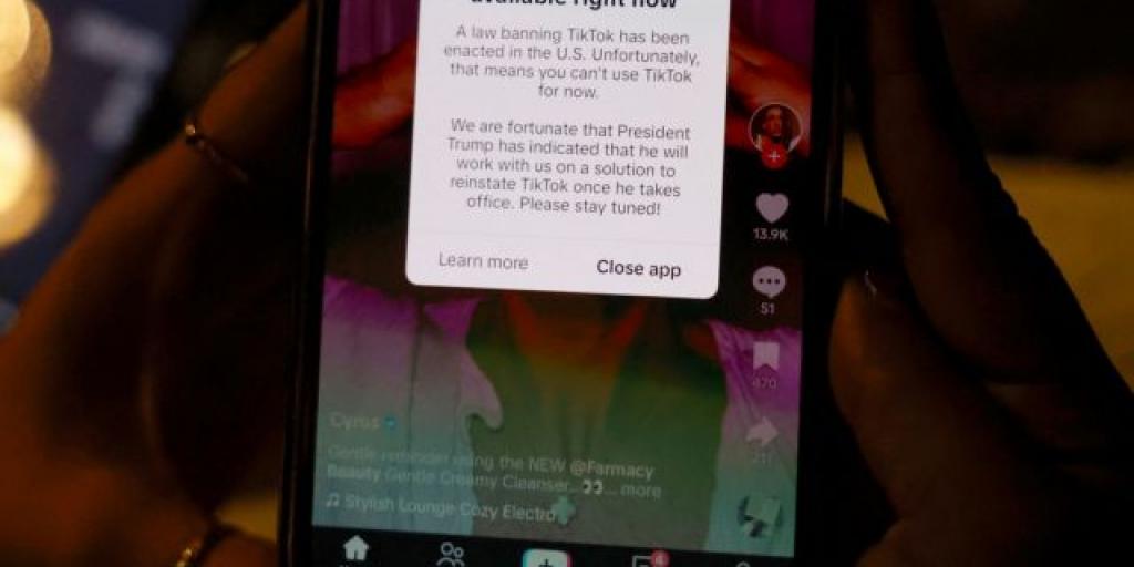 TikTok: «Έπεσε μαύρο» στις Ηνωμένες Πολιτείες – Ο λόγος τώρα στον Τραμπ